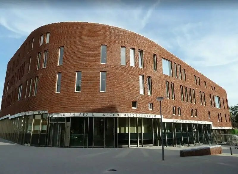 CJG gebouw t Slag Feijenoord Rotterdam Sandelingenplein