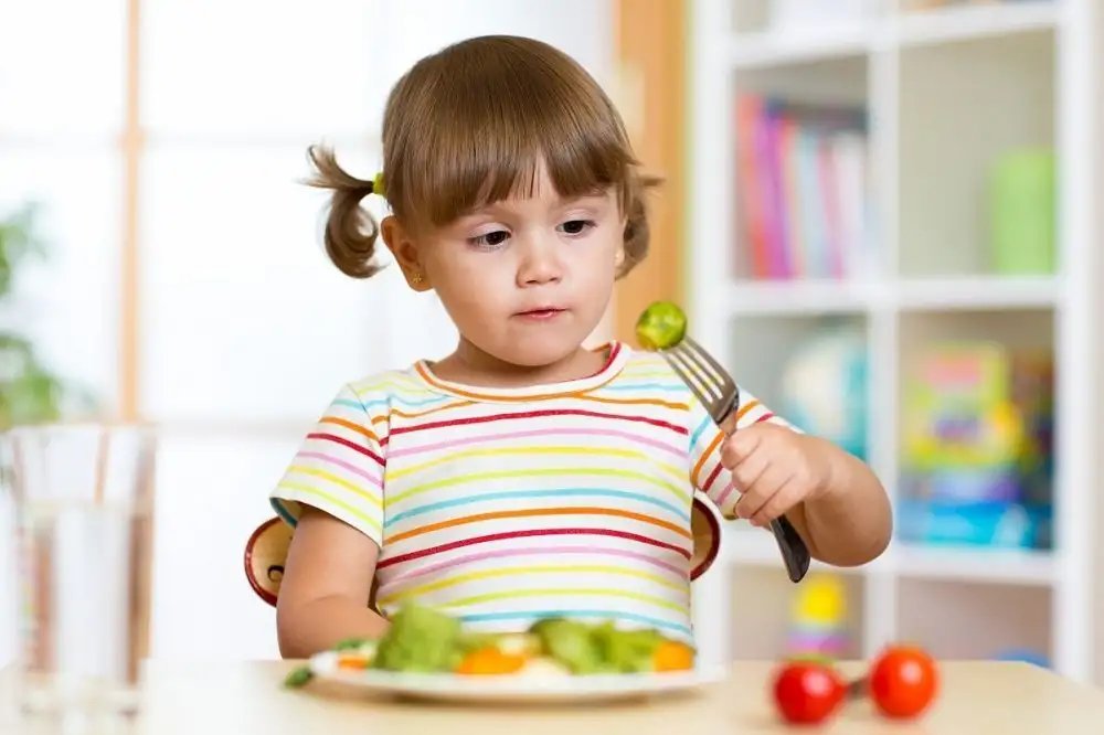 Zo leer je je kind gezond en gevarieerd eten