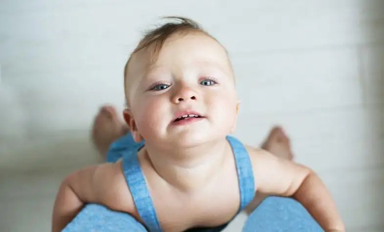eenkennige-baby-of-peuter-dit-helpt