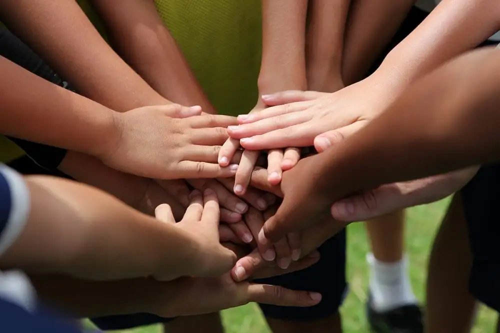 Hoe praat je met je kind over racisme en discriminatie?